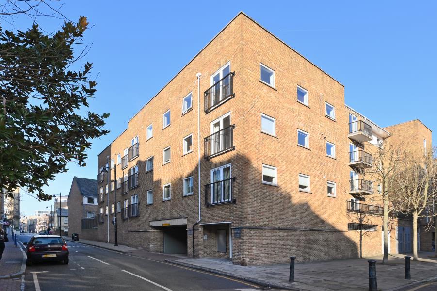 Lamb Court Narrow Street Limehouse